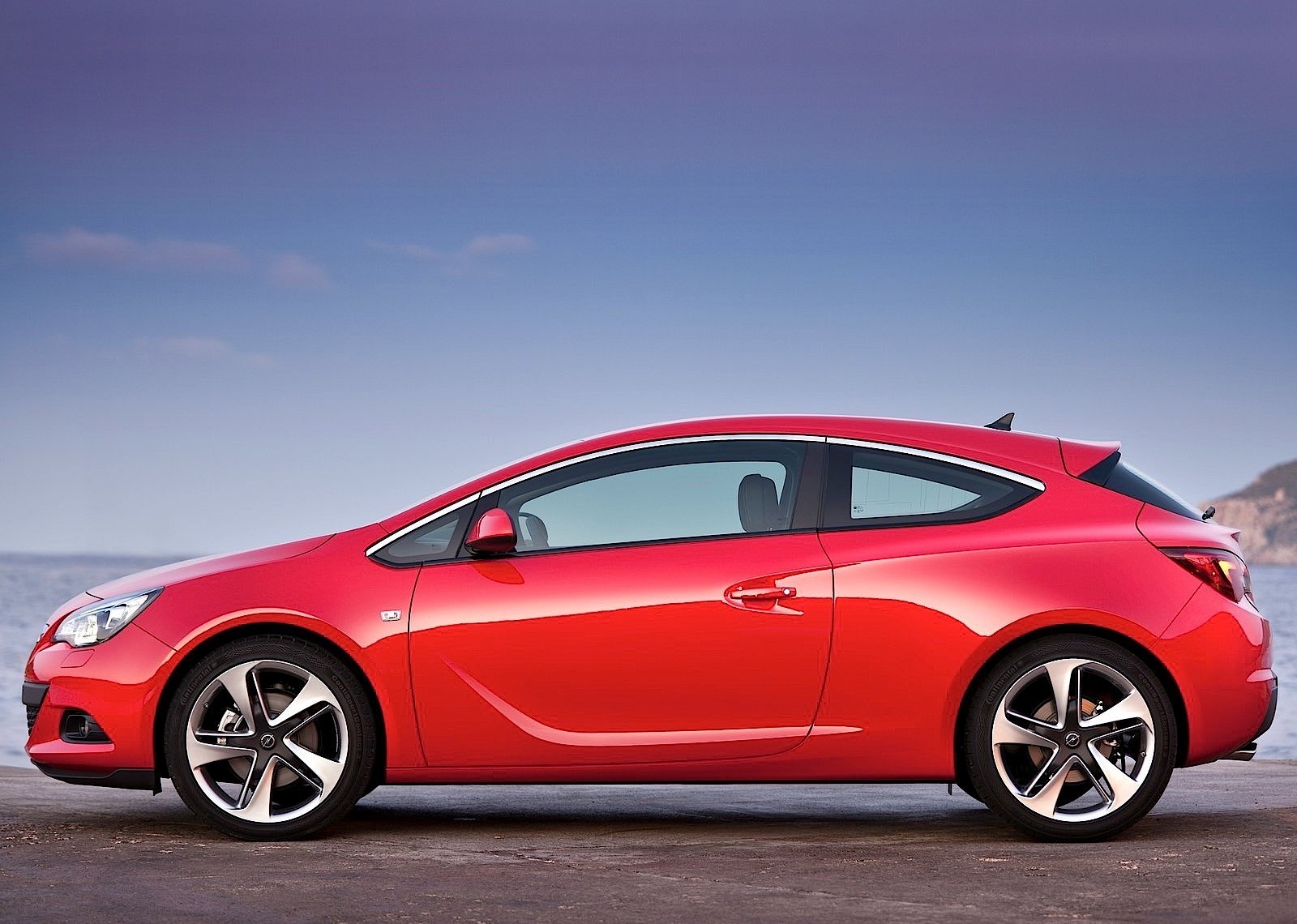 Opel Astra Gtc photo 20