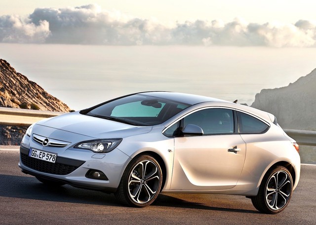 Opel Astra Gtc foto 25