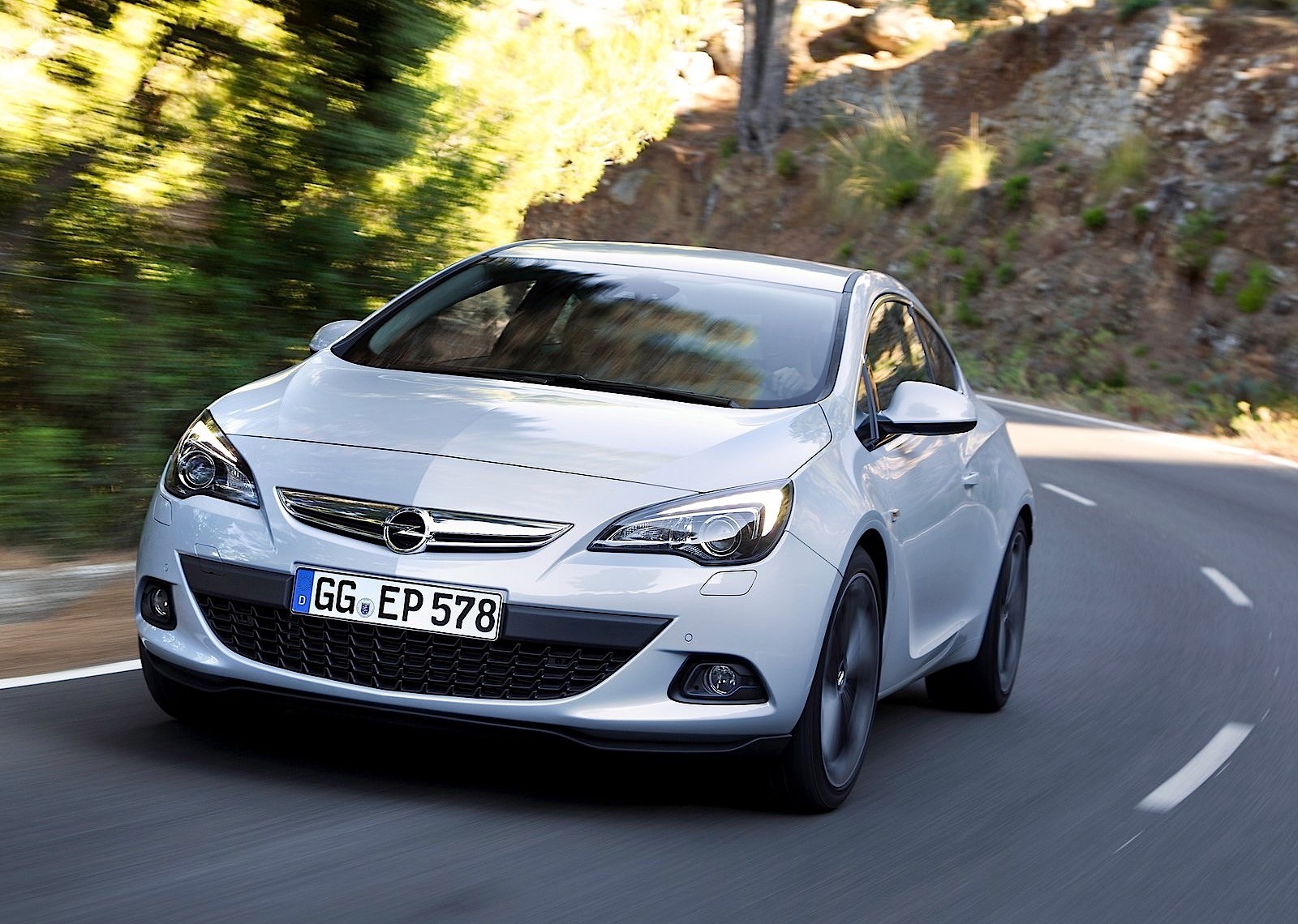 Opel Astra Gtc photo 36