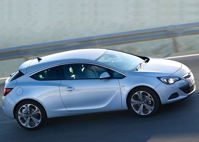 Opel Astra Gtc foto 55