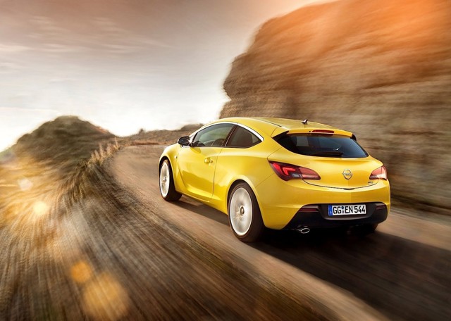Opel Astra Gtc foto 62