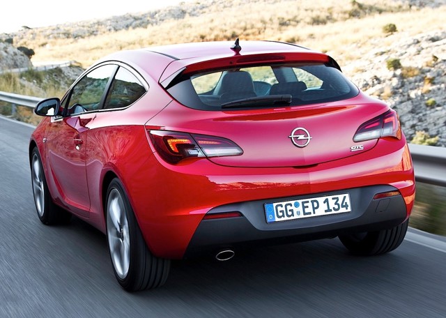 Opel Astra Gtc foto 65