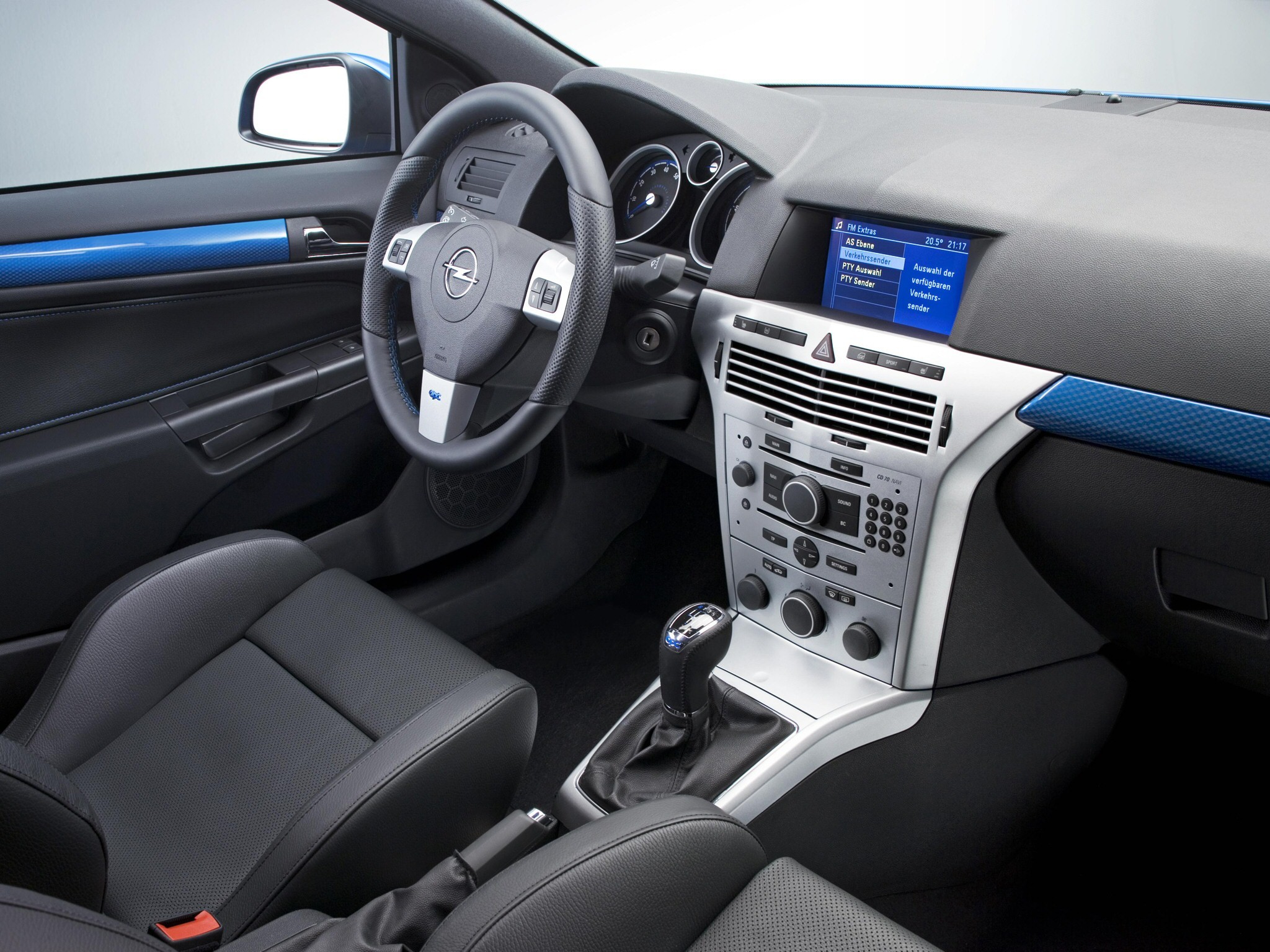 Opel Astra Opc photo 36