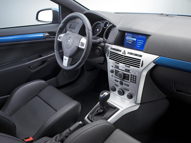 Opel Astra Opc photo 36