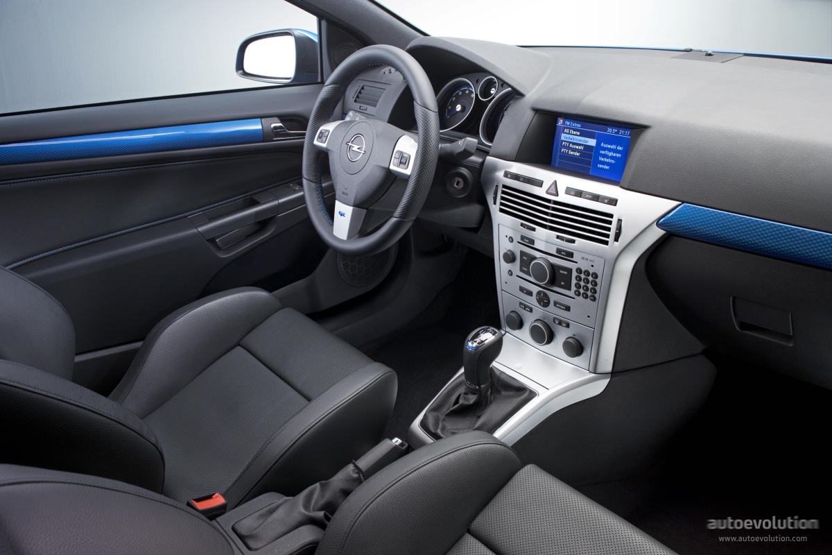 Opel Astra Opc photo 32