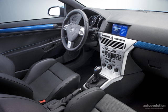 Opel Astra Opc photo 32
