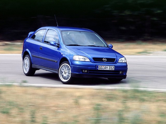Opel Astra Opc photo 7