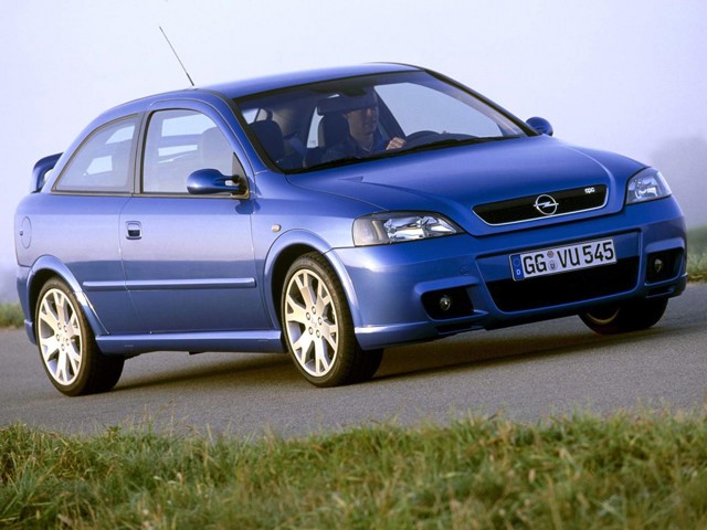 Opel Astra Opc photo 16