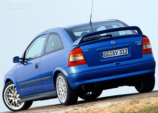 Opel Astra Opc photo 2