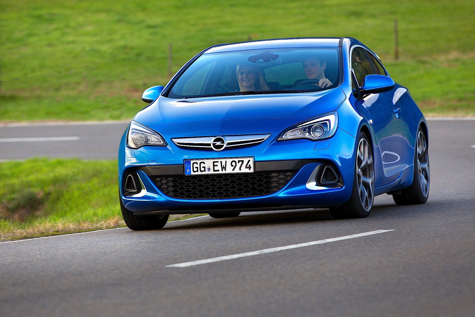 Opel Astra Opc photo 20