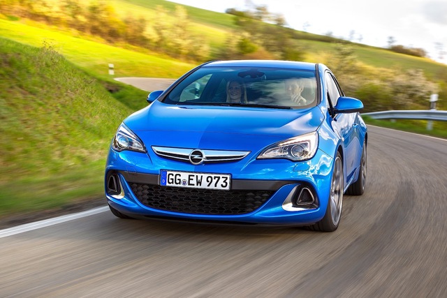 Opel Astra Opc photo 26