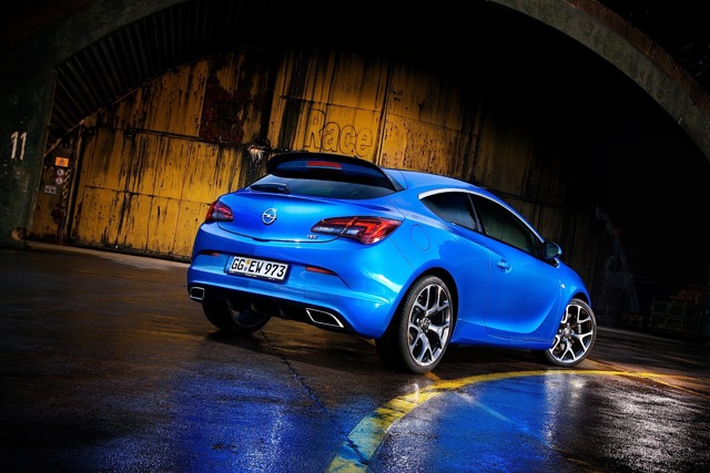 Opel Astra Opc photo 29