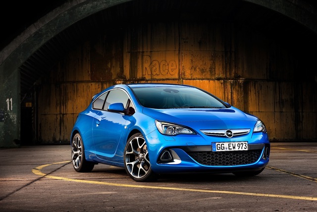 Opel Astra Opc photo 31