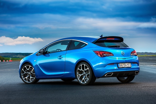 Opel Astra Opc photo 33