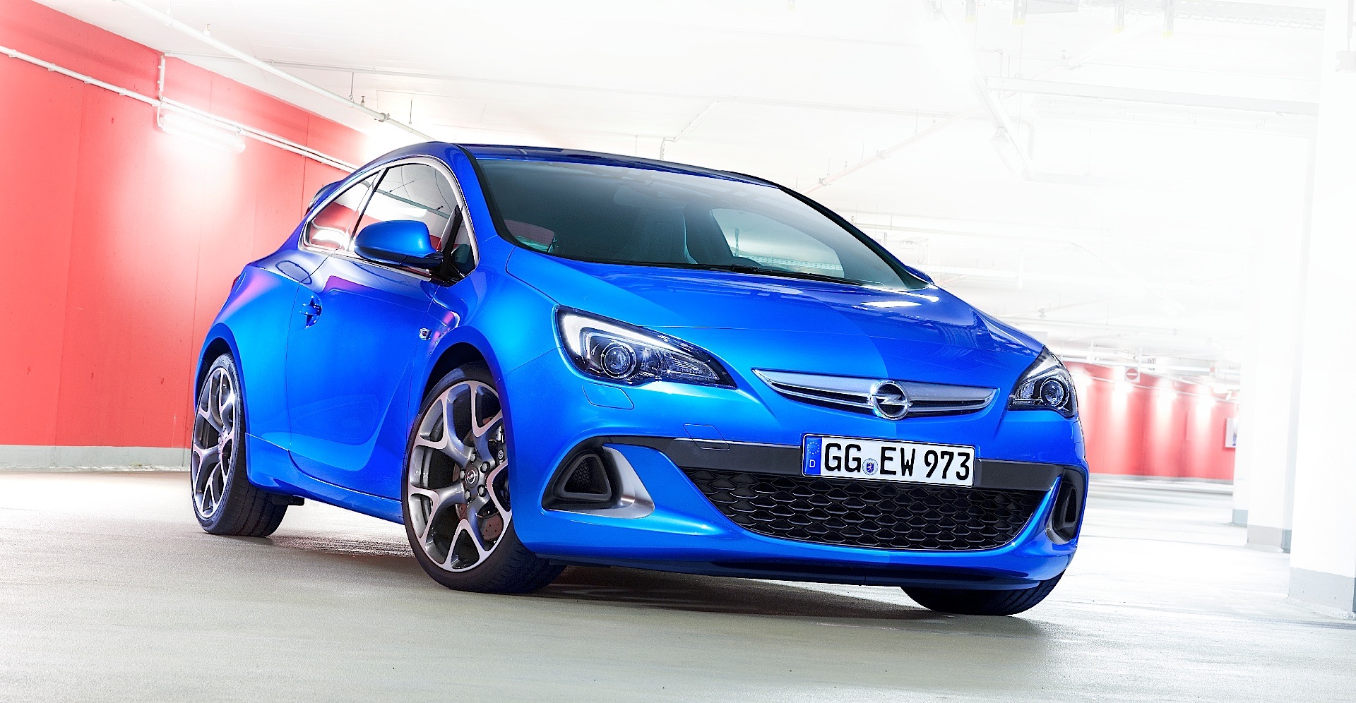 Opel Astra Opc photo 41