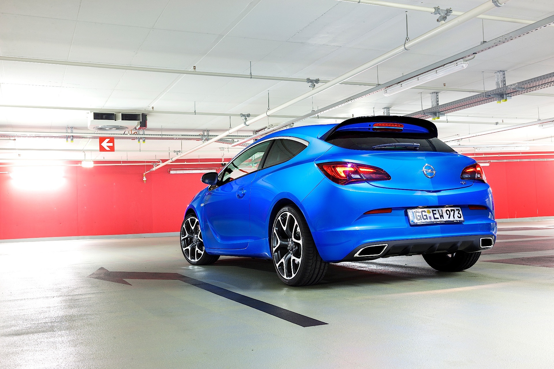 Opel Astra Opc photo 42