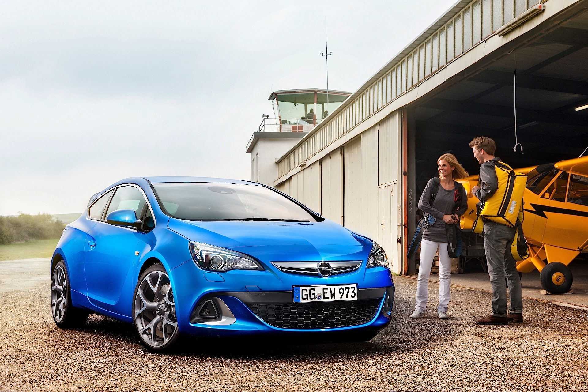 Opel Astra Opc photo 43