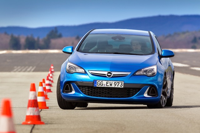 Opel Astra Opc photo 46