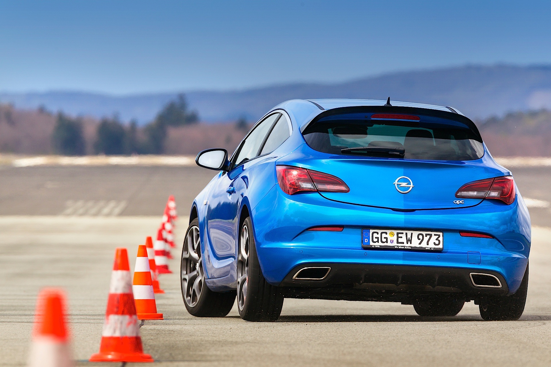 Opel Astra Opc photo 47