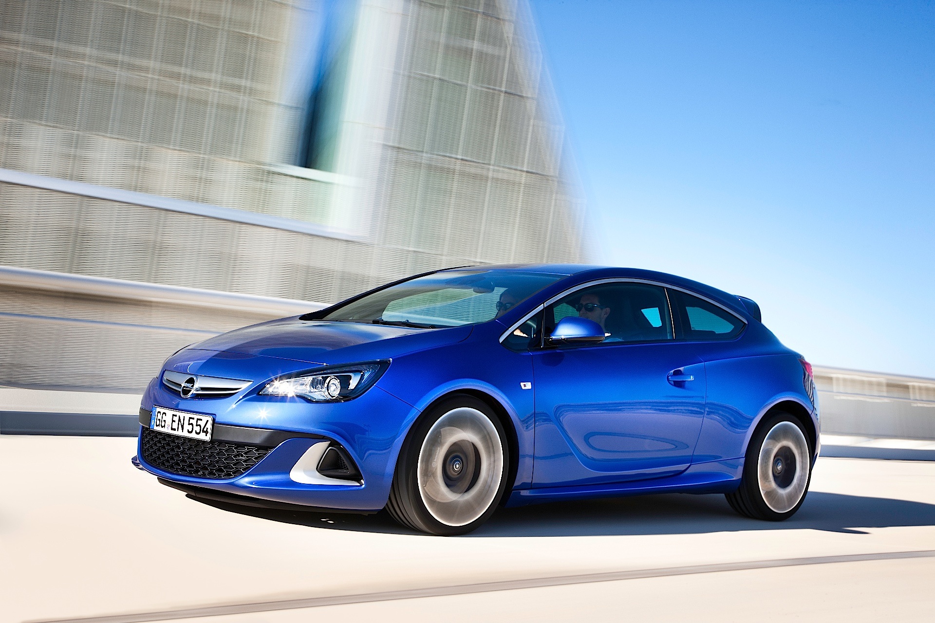 Opel Astra Opc photo 7