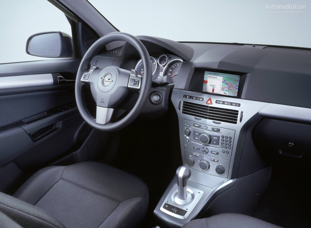 Opel Astra Sedan photo 28