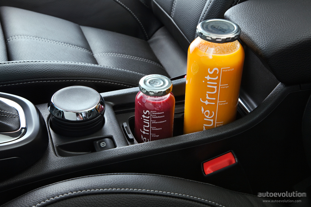 Opel Astra Sports Tourer photo 19