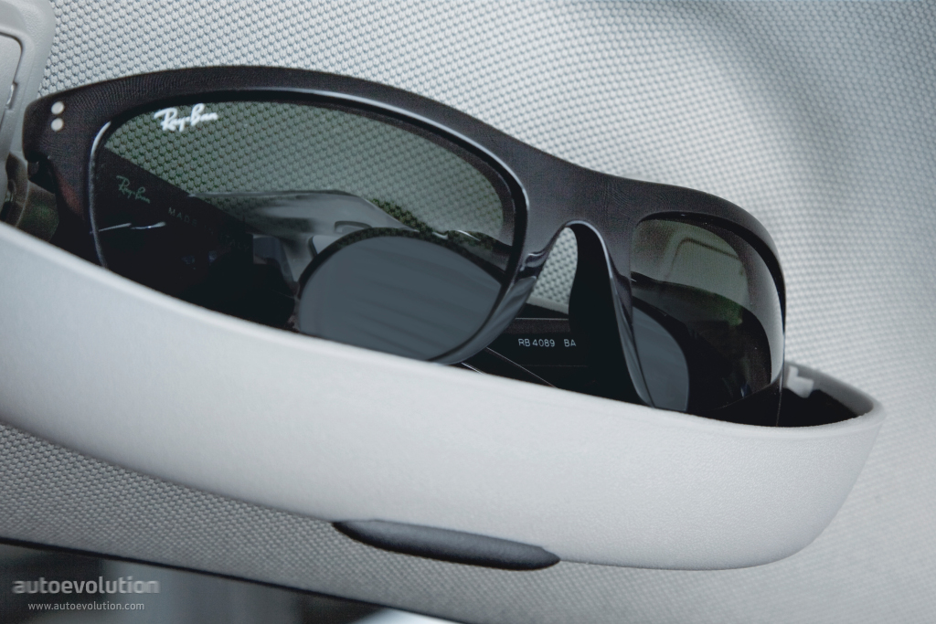 Opel Astra Sports Tourer photo 21