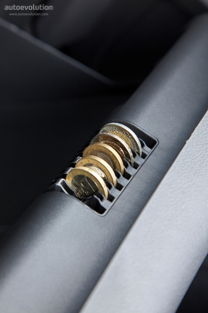 Opel Astra Sports Tourer photo 22