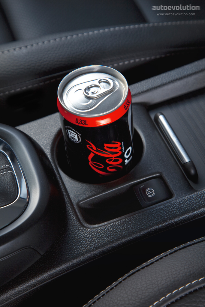 Opel Astra Sports Tourer photo 25