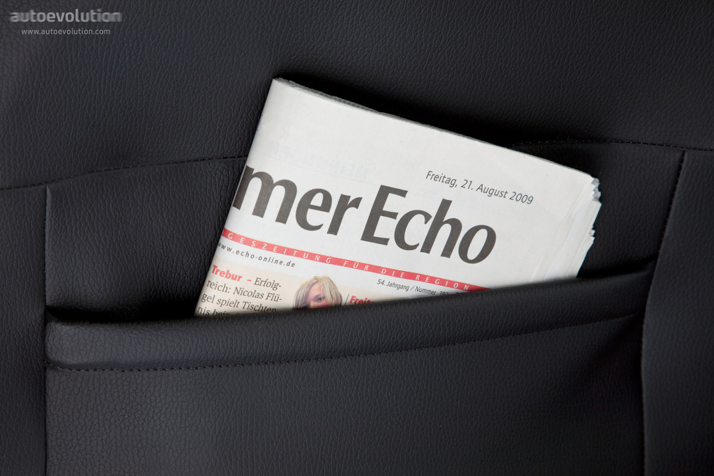 Opel Astra Sports Tourer photo 26