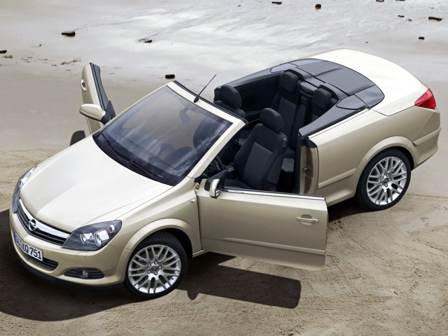 Opel Astra Twin Top / Cabriolet photo 9