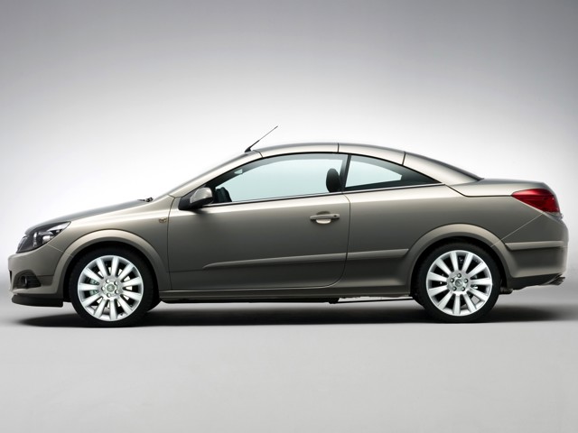Opel Astra Twin Top / Cabriolet photo 14
