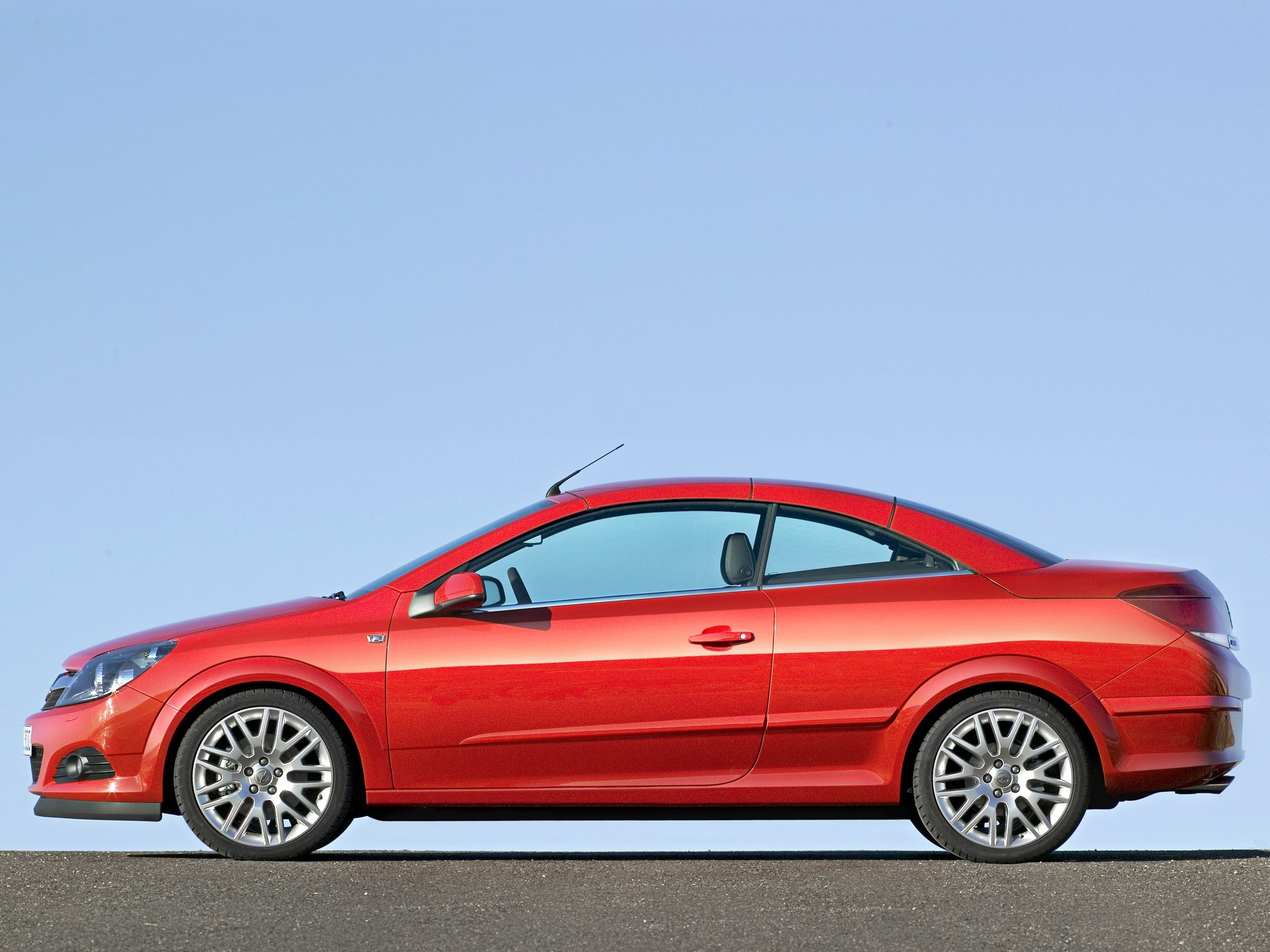 Opel Astra Twin Top / Cabriolet photo 21