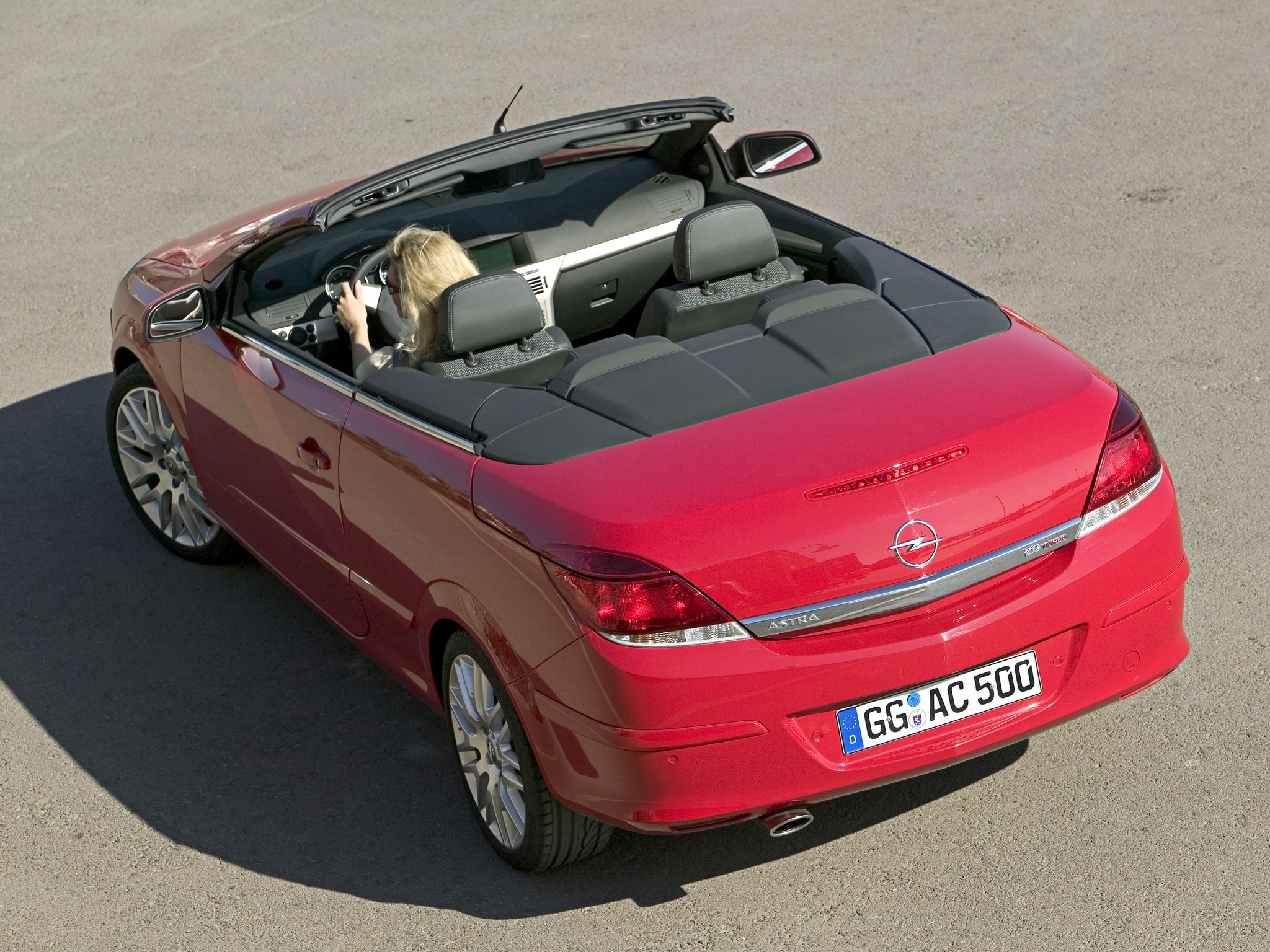 Opel Astra Twin Top / Cabriolet photo 31