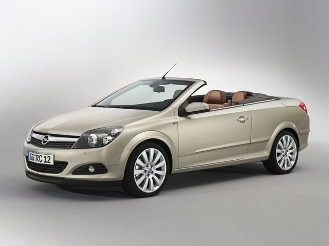 Opel Astra Twin Top / Cabriolet photo 33