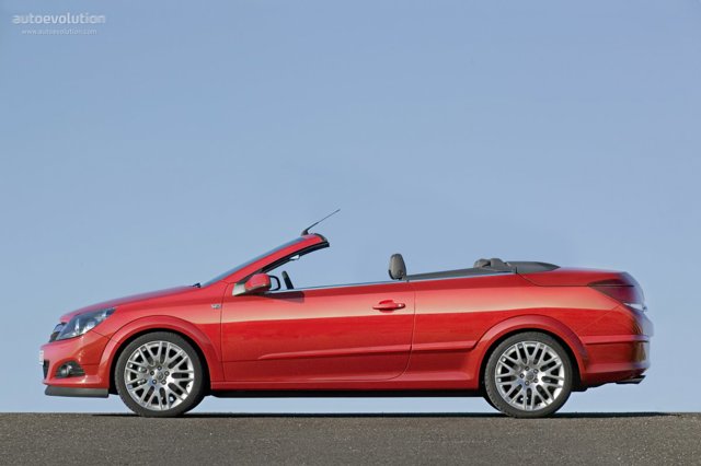Opel Astra Twin Top / Cabriolet photo 2