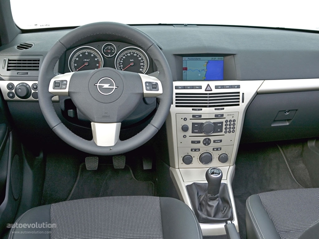Opel Astra Twin Top / Cabriolet photo 35
