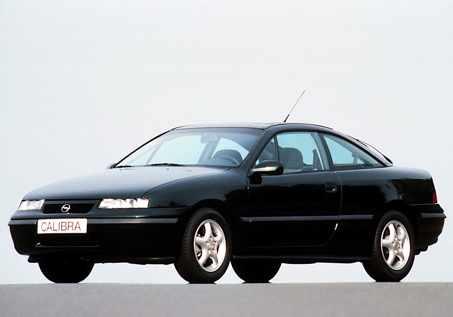 Opel Calibra photo 35