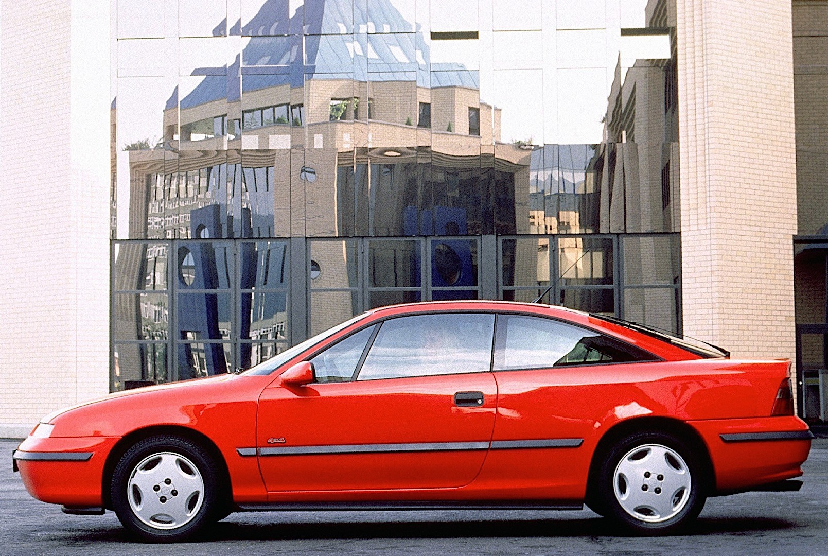 Opel Calibra photo 41