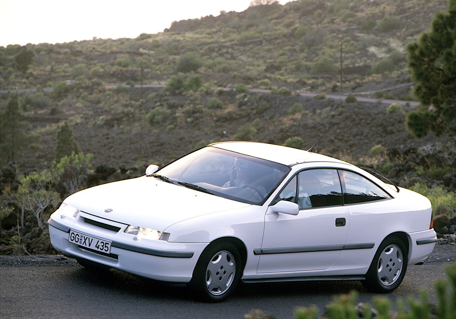 Opel Calibra photo 51
