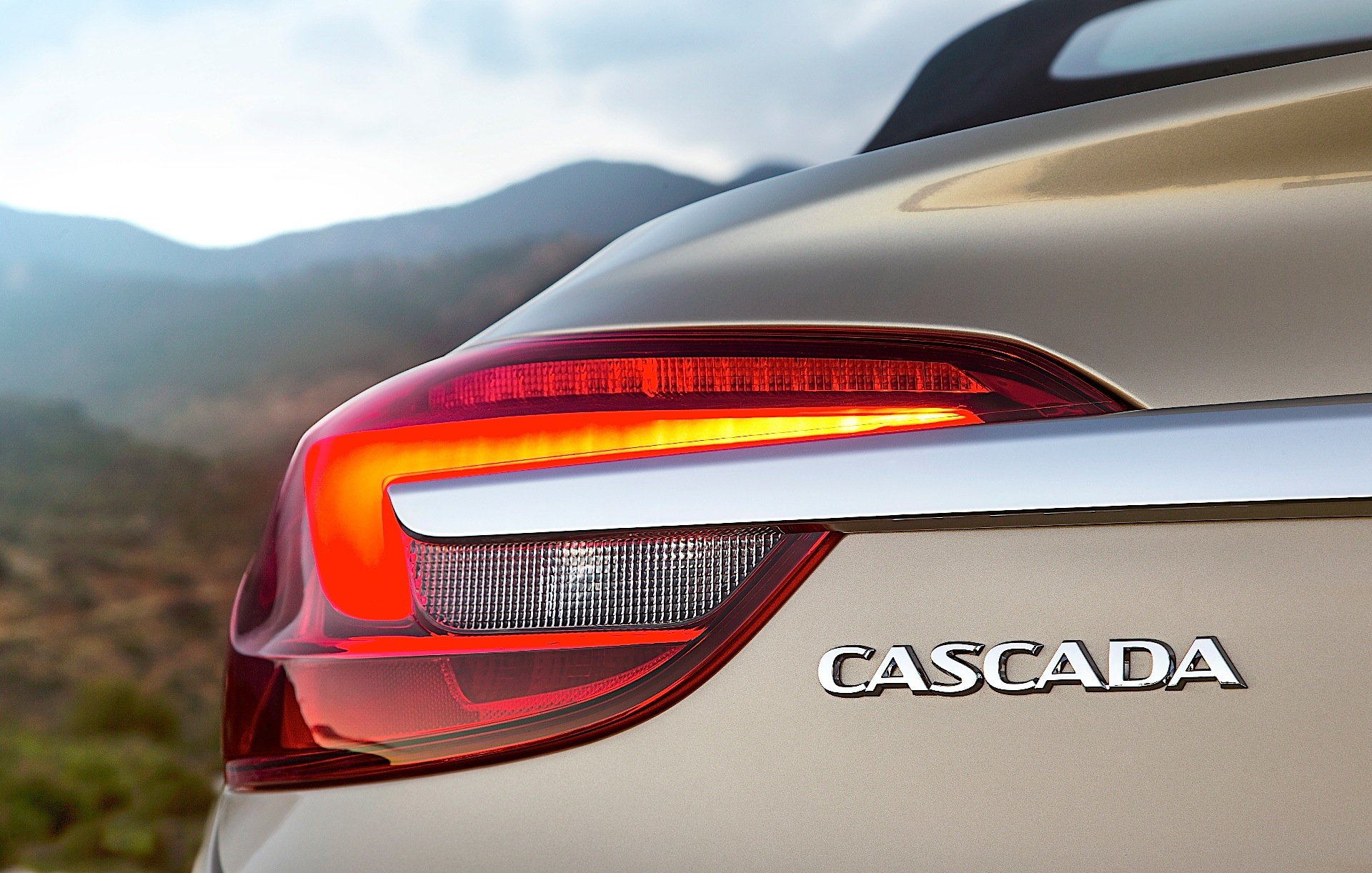 Opel Cascada photo 16