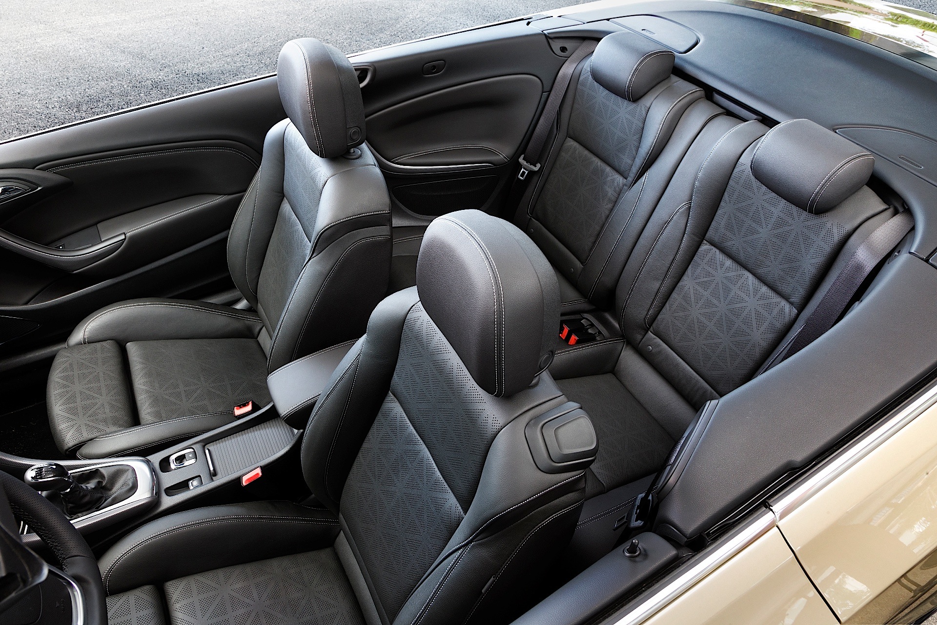 Opel Cascada photo 61