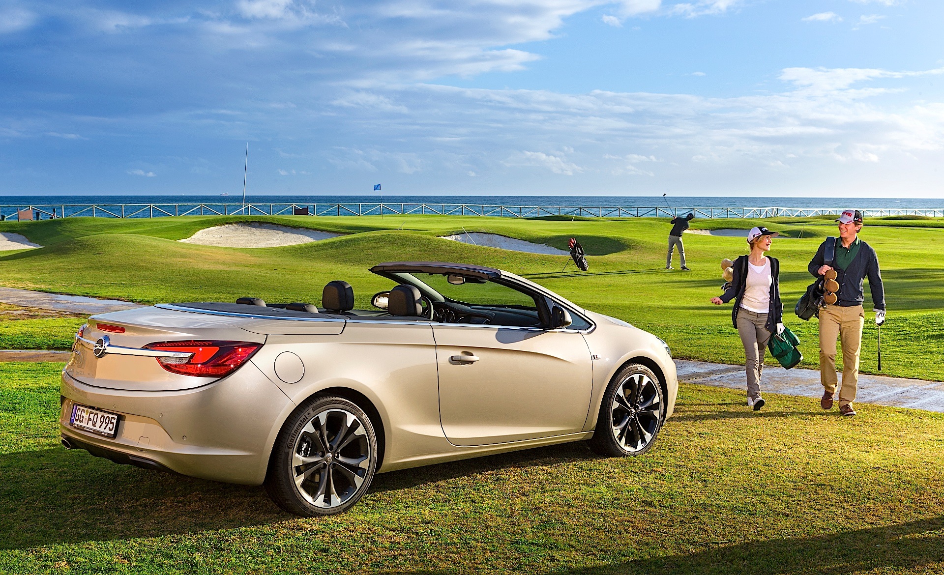 Opel Cascada photo 21