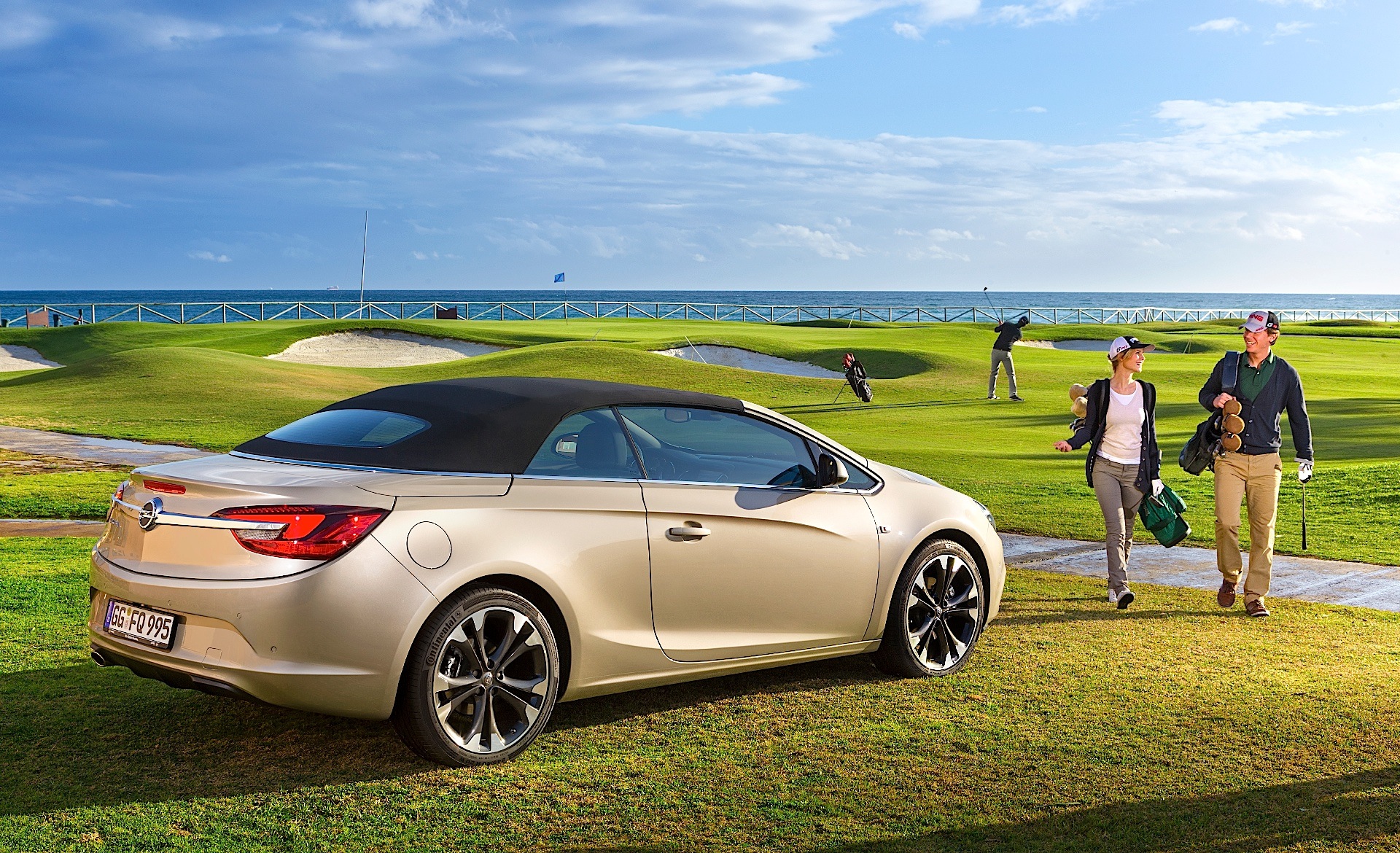 Opel Cascada photo 22