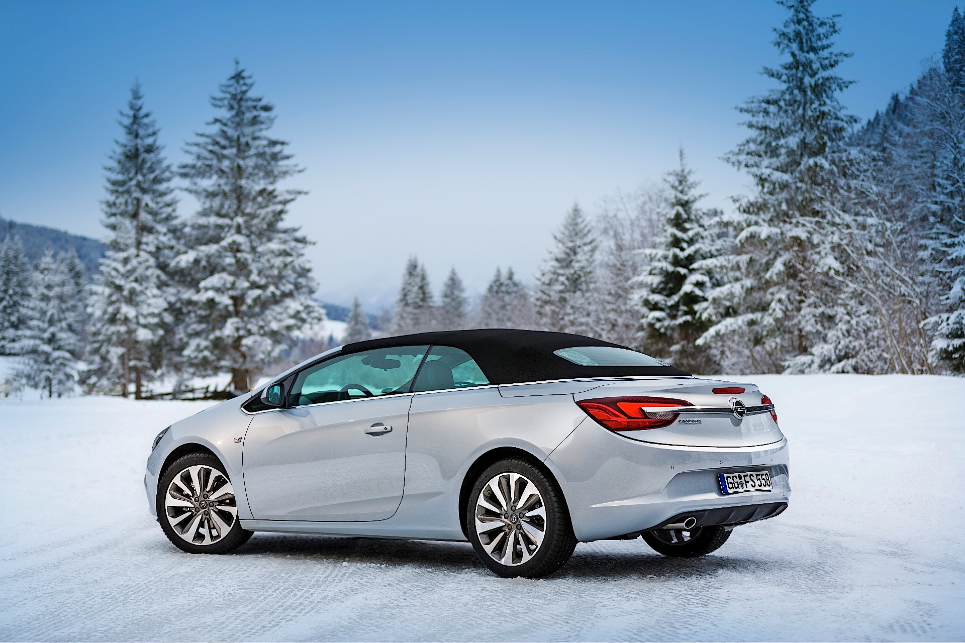 Opel Cascada photo 42
