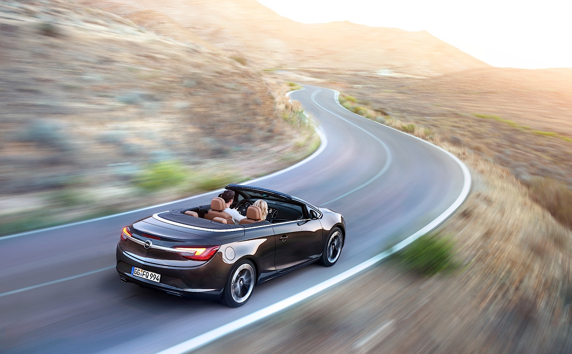 Opel Cascada photo 6
