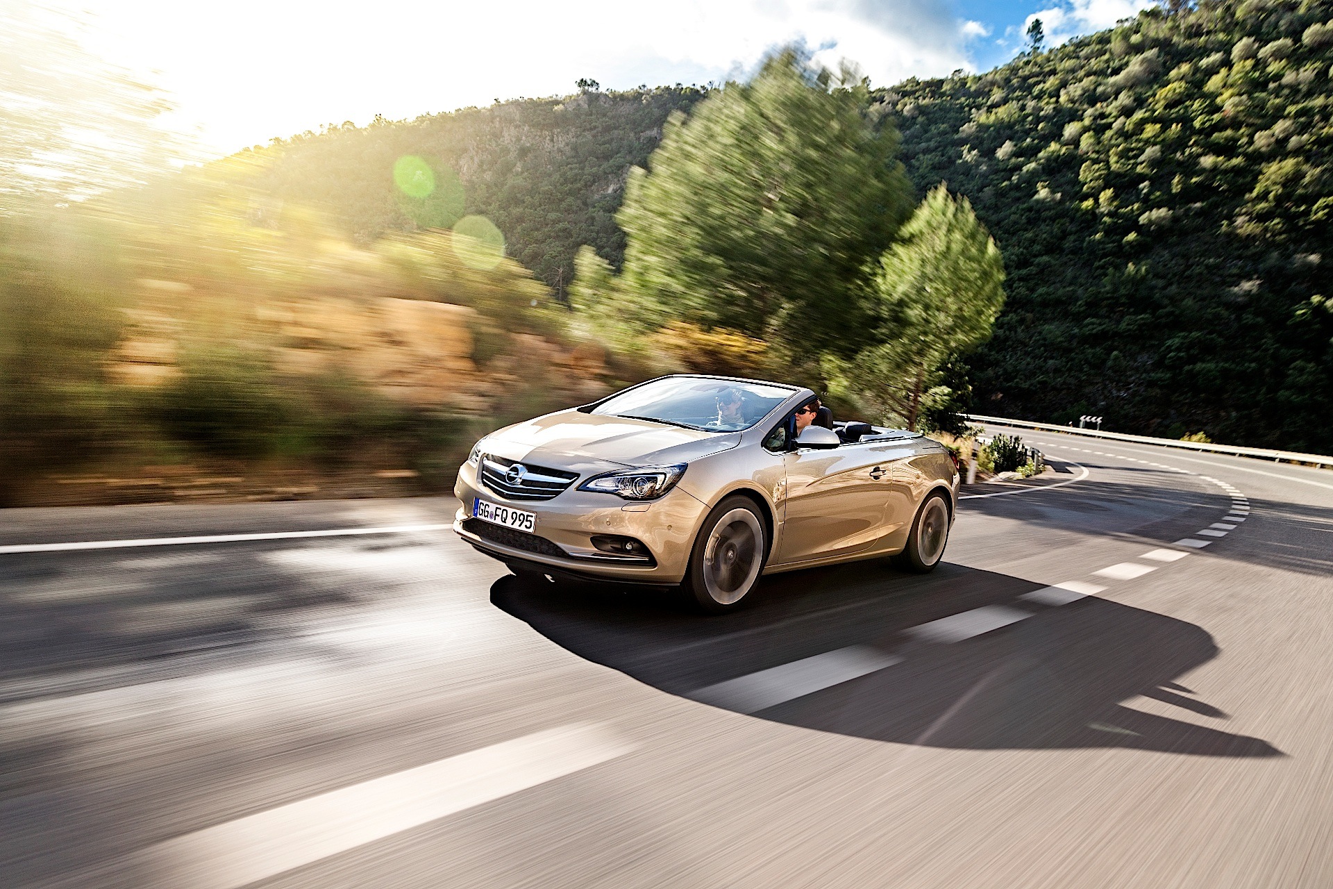 Opel Cascada photo 48
