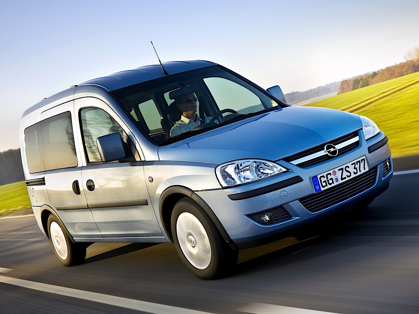Opel Combo photo 10