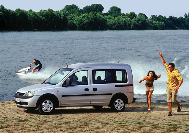 Opel Combo photo 14