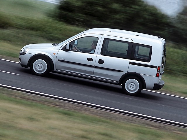 Opel Combo photo 23